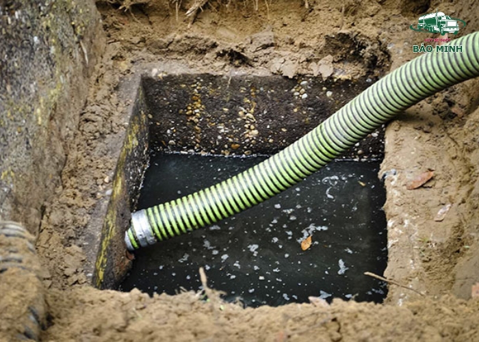 Nên chọn dịch vụ hút bể phốt uy tín như thế nào?