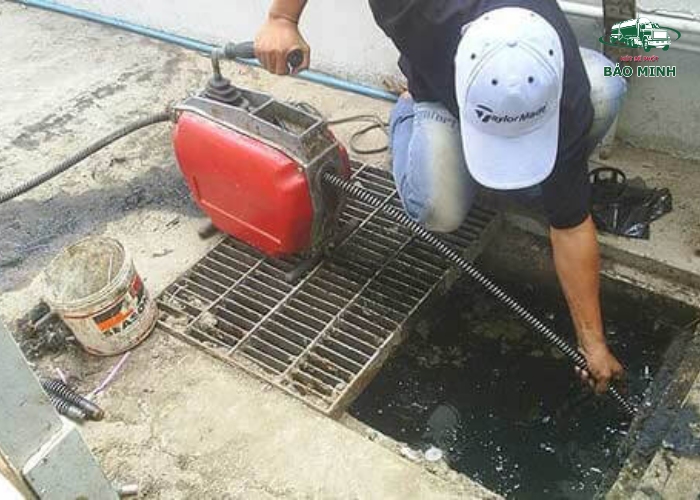 Bảo trì bồn cầu để tránh tắc nghẽn