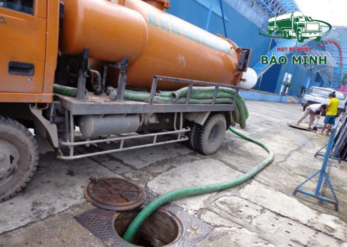 hút bể phốt ở từ sơn (2)