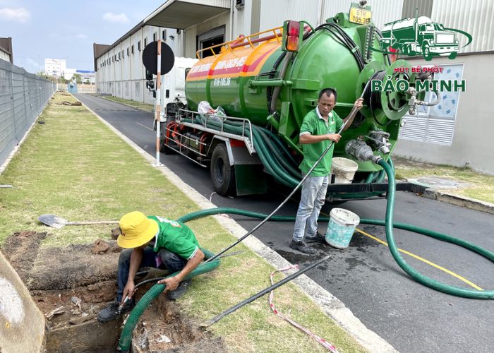 hút bể phốt ở từ sơn (3)