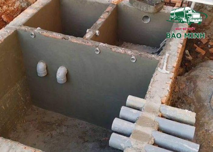 Hầm vệ sinh sâu bao nhiêu mét (1)