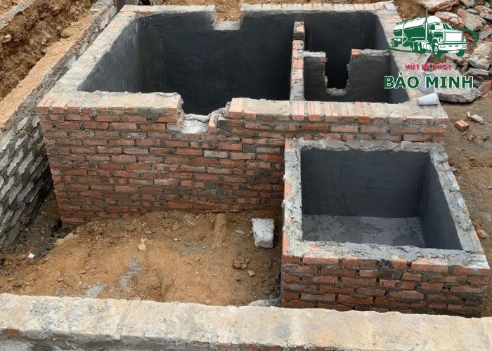 Hầm vệ sinh sâu bao nhiêu mét (2)