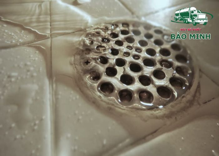 dấu hiệu cống nghẹt tại Hà Nội (1)