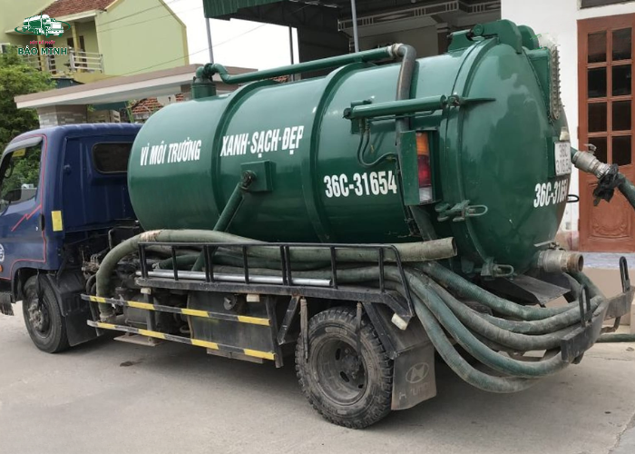 Hút bể phốt giá rẻ có bảo hành (4)