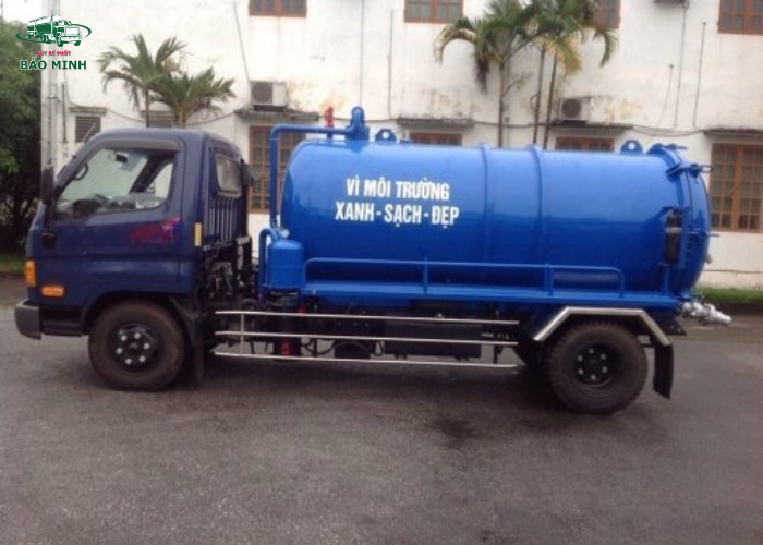 Hút bể phốt giá rẻ (1)