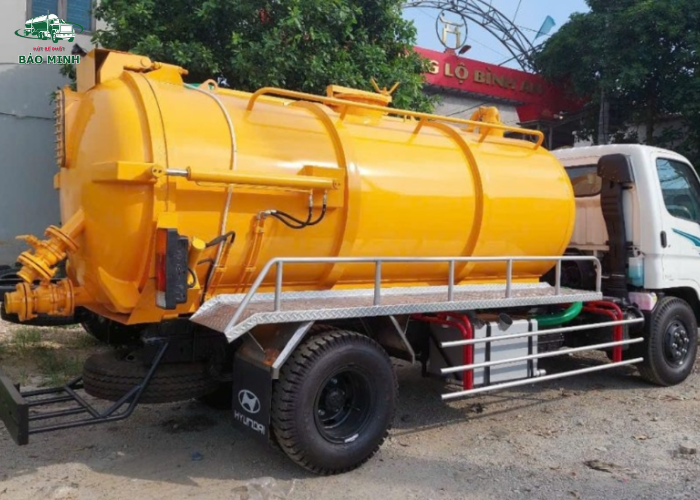 Hút bể phốt giá rẻ (4)