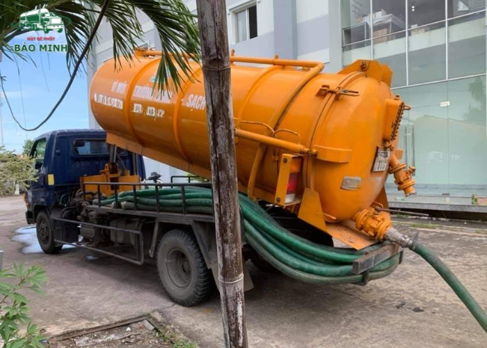 Thông Cống Nghẹt Quận 2 (4)