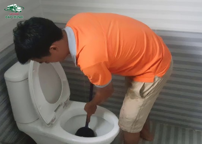 Vệ sinh bể phốt (4)