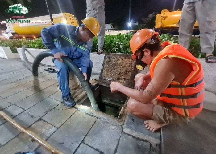 thông cống nghẹt huyện bình chánh (3)