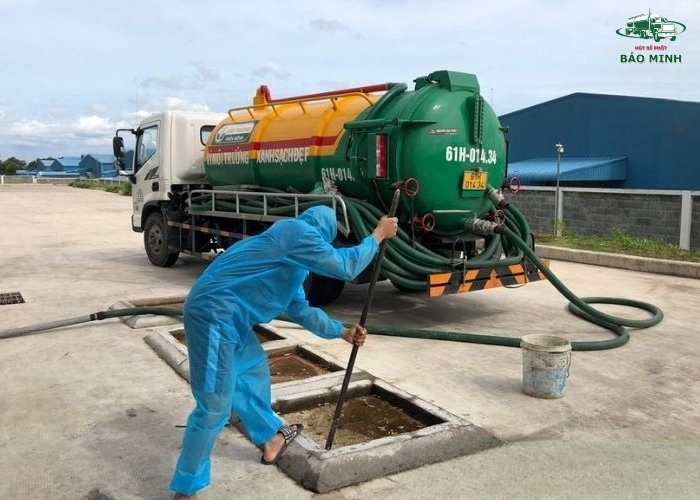 Hút bể phốt cho công ty tại Bắc Ninh (4)