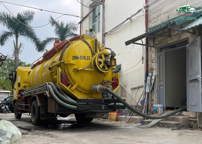 Kích thước xe hút bể phốt vào được ngõ nhỏ (2)