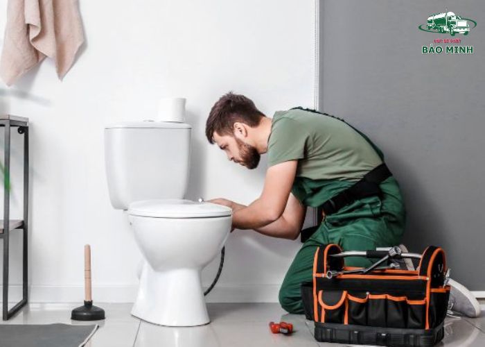 Cách thông bồn cầu bị tắc nhanh nhất (2)