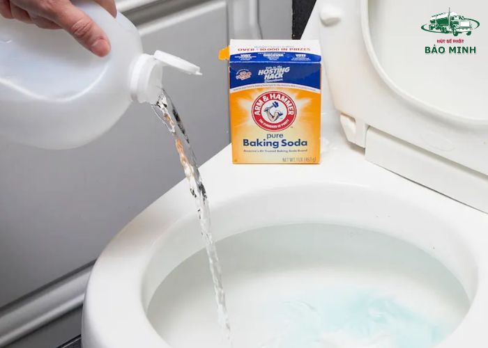 Cách thông bồn cầu bị tắc nhanh nhất (3)