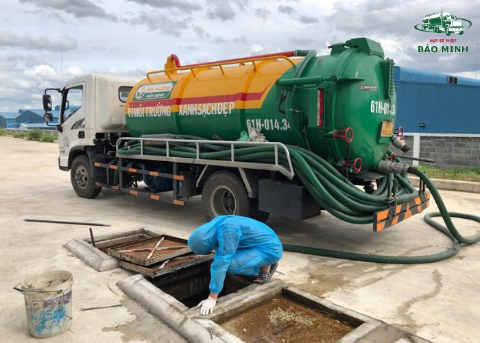 Cách thông bồn cầu bị tắc nhanh nhất (5)